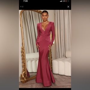 FASHION NOVA LUXE Hollywood Mermaid Special Occasion dress and gown